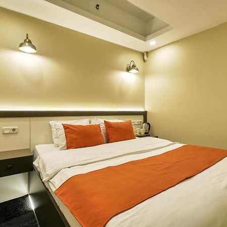 Duck Otel Истанбул Екстериор снимка