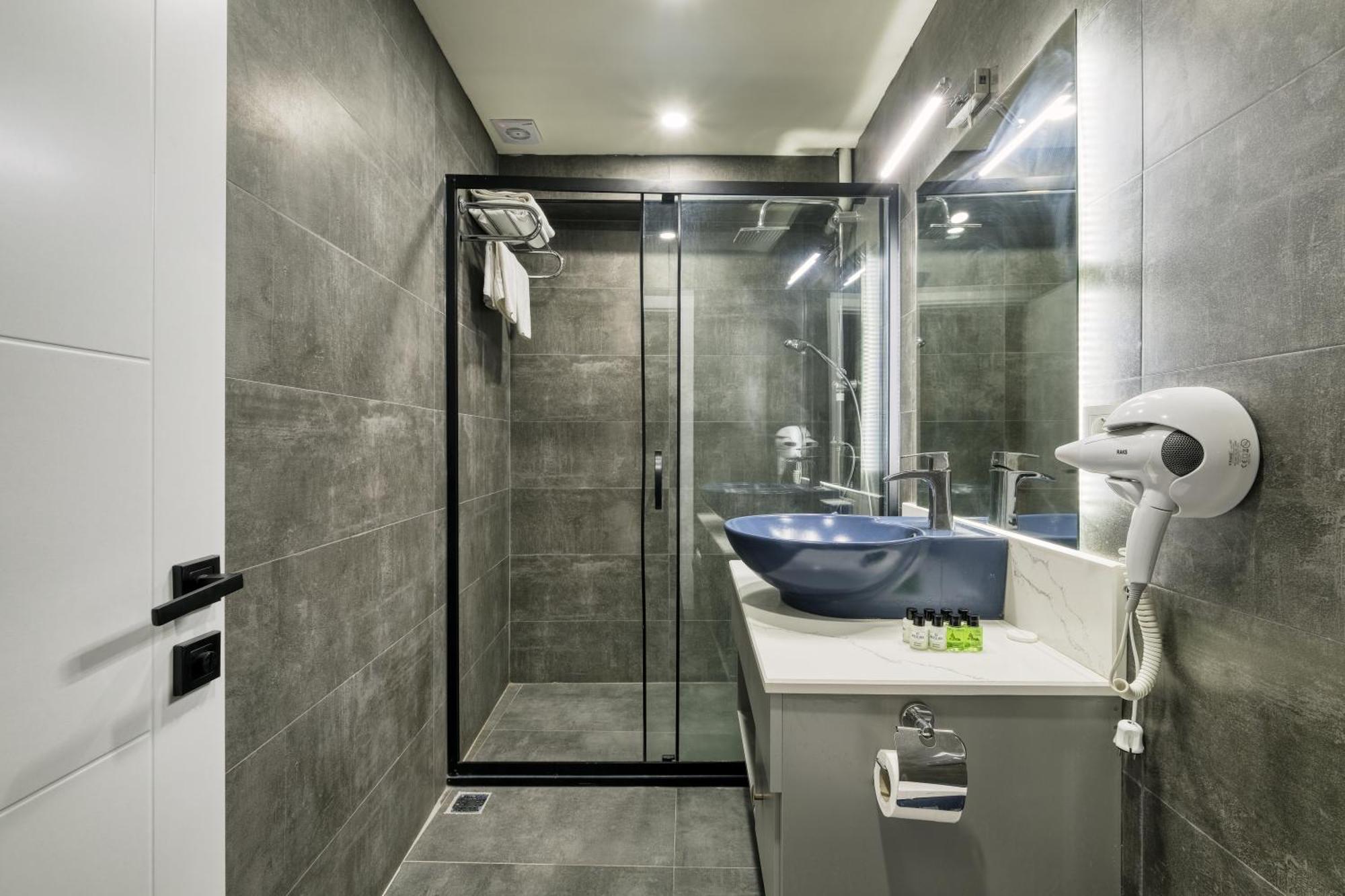 Duck Otel Истанбул Екстериор снимка