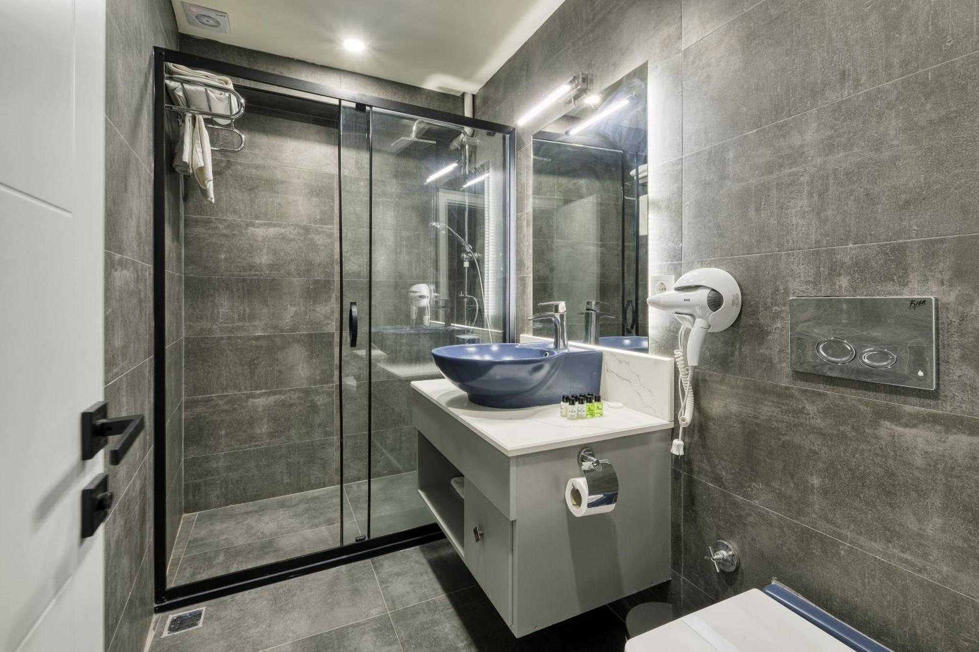 Duck Otel Истанбул Екстериор снимка