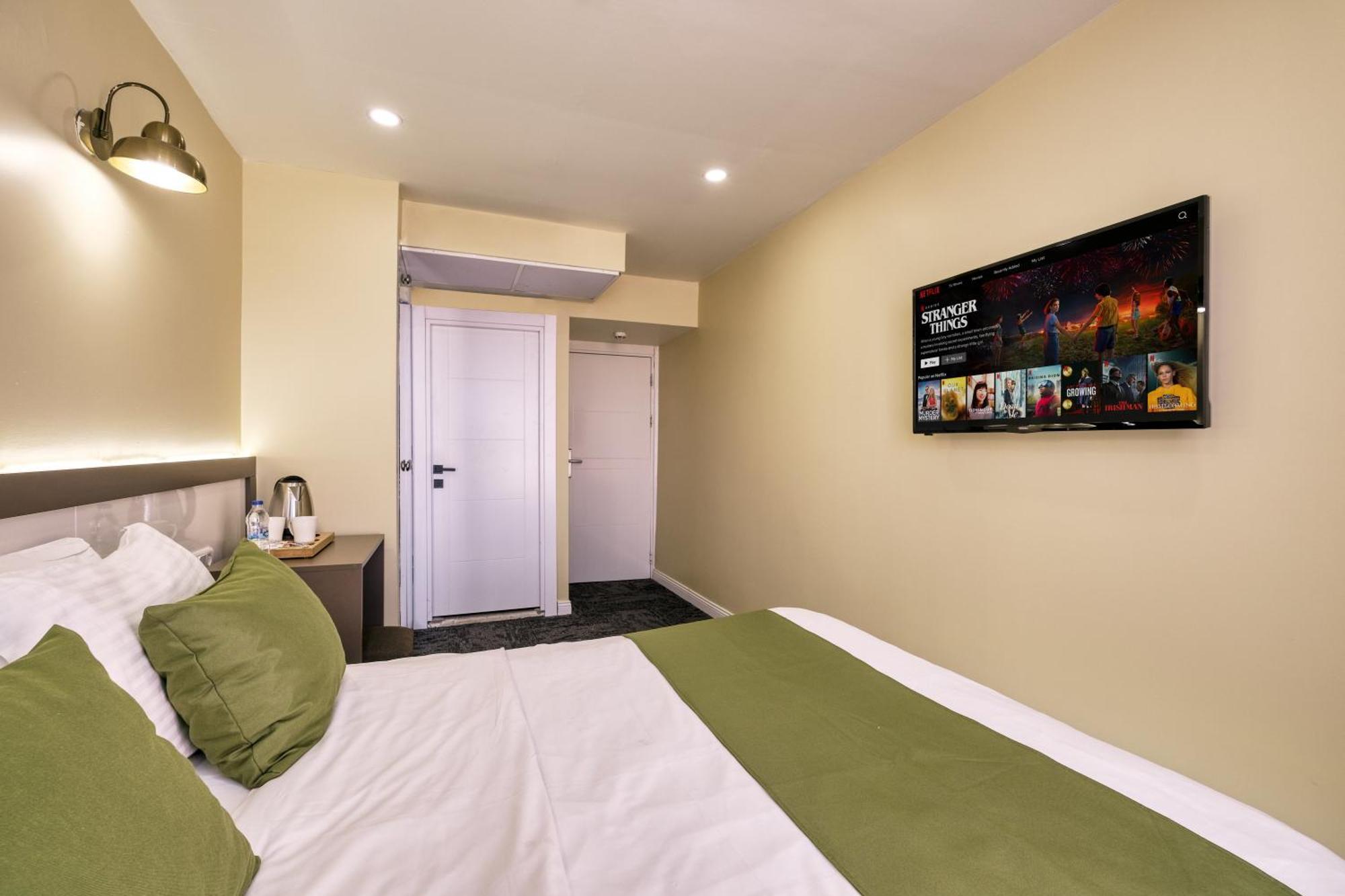 Duck Otel Истанбул Екстериор снимка