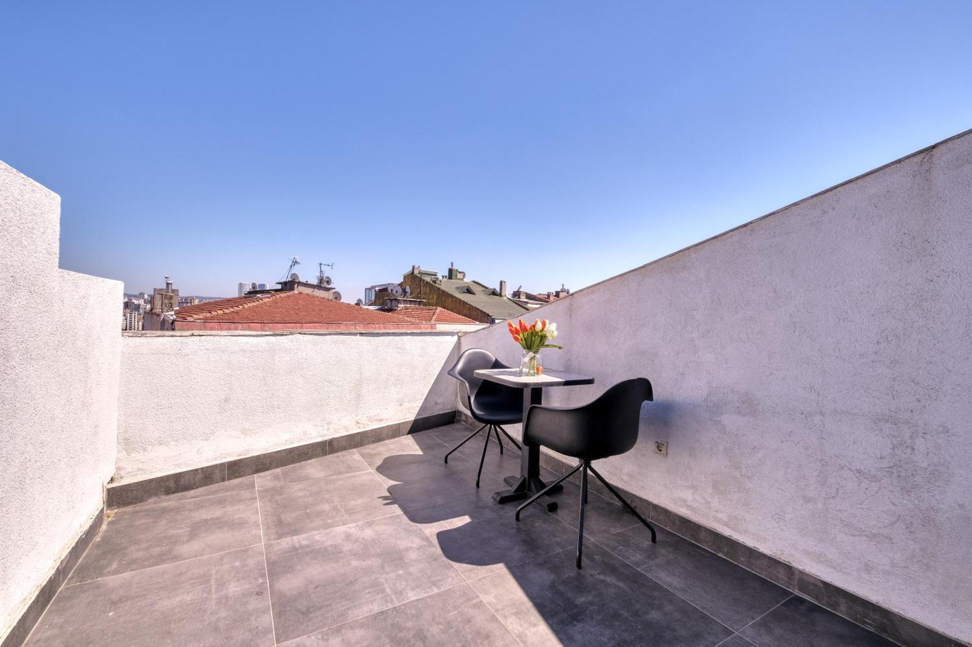 Duck Otel Истанбул Екстериор снимка