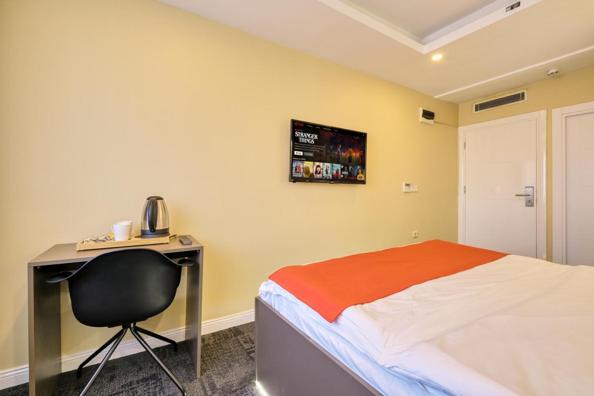 Duck Otel Истанбул Екстериор снимка