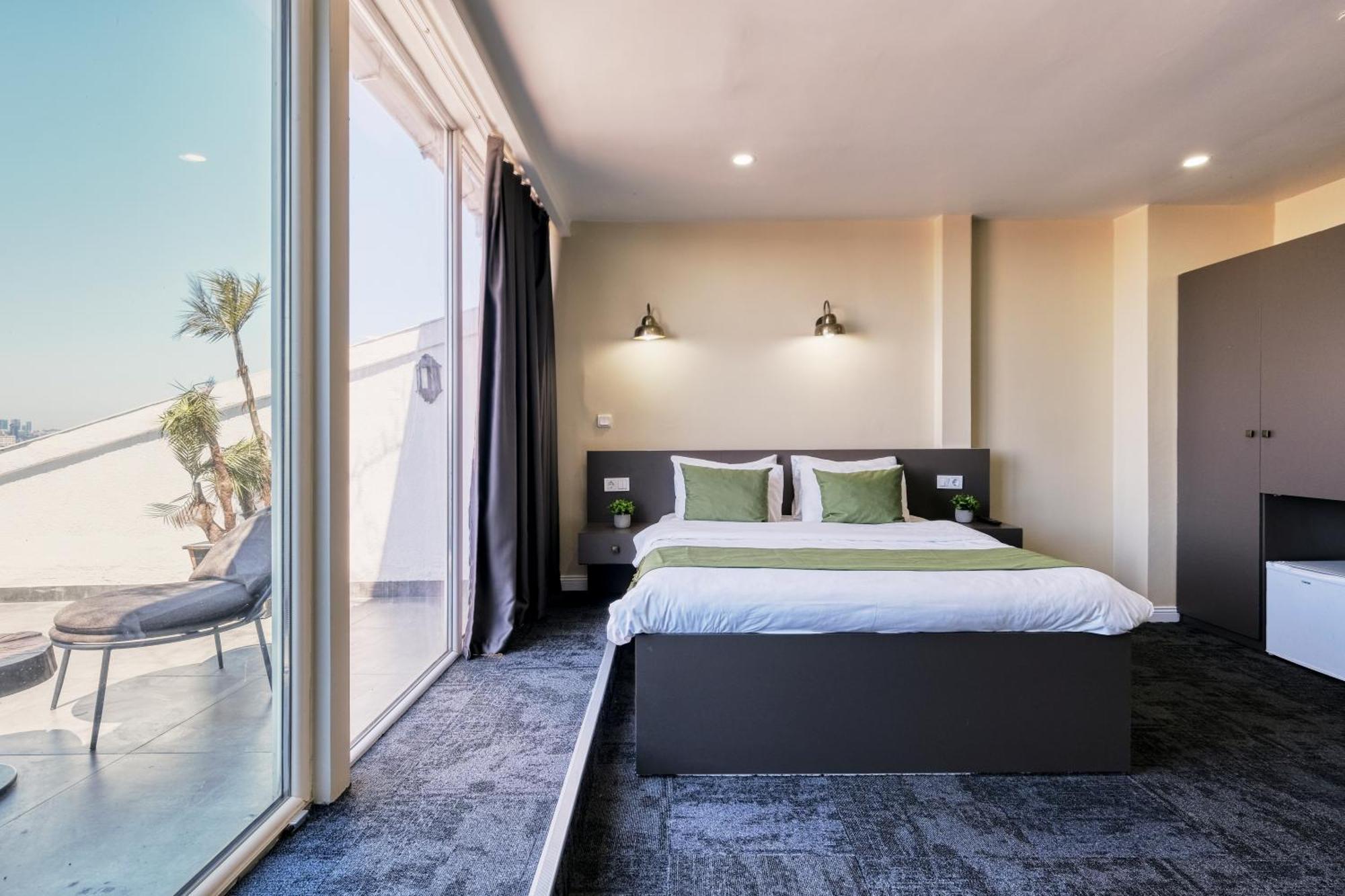 Duck Otel Истанбул Екстериор снимка